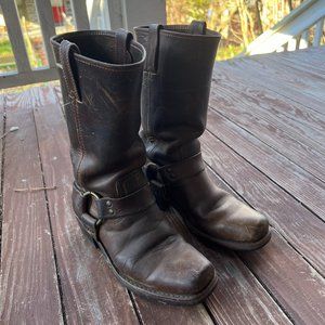 Frye Harness 12R Western Distressed Brown Square Toe Vintage Mid Calf Boots